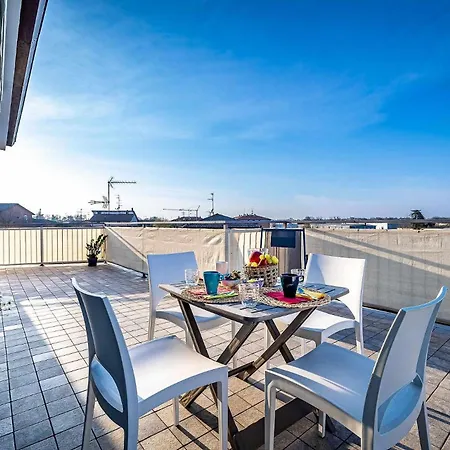 Il Terrazzo Sul Tramonto Apartment *