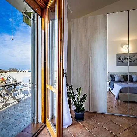 Il Terrazzo Sul Tramonto Бастилья